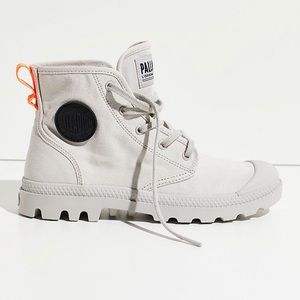 Free People Palladium Pampa Hi Twill Boots - Moon Grey - Size 9